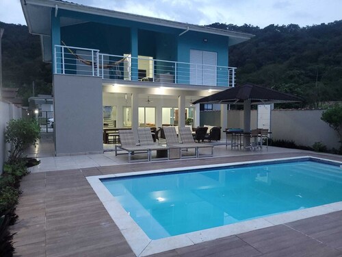 Seasonal House 05 bedrooms Gated Community North Coast Mococa Beach