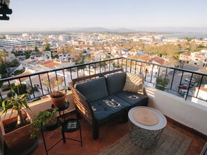 Property grounds - Studio Marisol Lagos (Lagos)