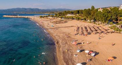 Kyparissia Coastal Getaway With Seaviews