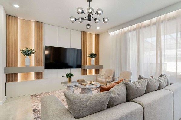 Apartment | 5 bedrooms, Internet - 1149 Spacious Family 5-bedroom Townhome (Clermont)