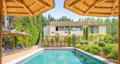 La Bastide des Jardins Provencal Elegance Close to the Village