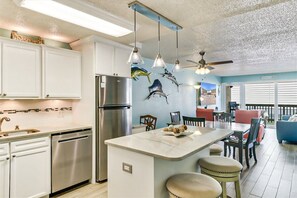Interior - GSC Unit 203 | Extended Private Balcony | Pool, Hot Tub, Pickle Ball & BBQ (Corpus Christi)