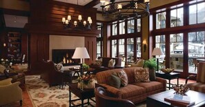 Interior - Luxury 2 Bedroom Residence at The Four Seasons, Vail (Vail)