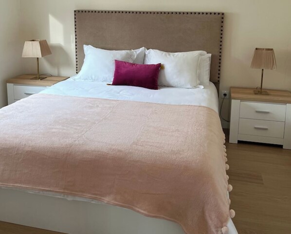 2 間睡房、熨斗/熨衫板、可攜式嬰兒床、Wi-Fi