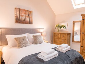 3 habitaciones, decoración personalizada y muebles diferentes 