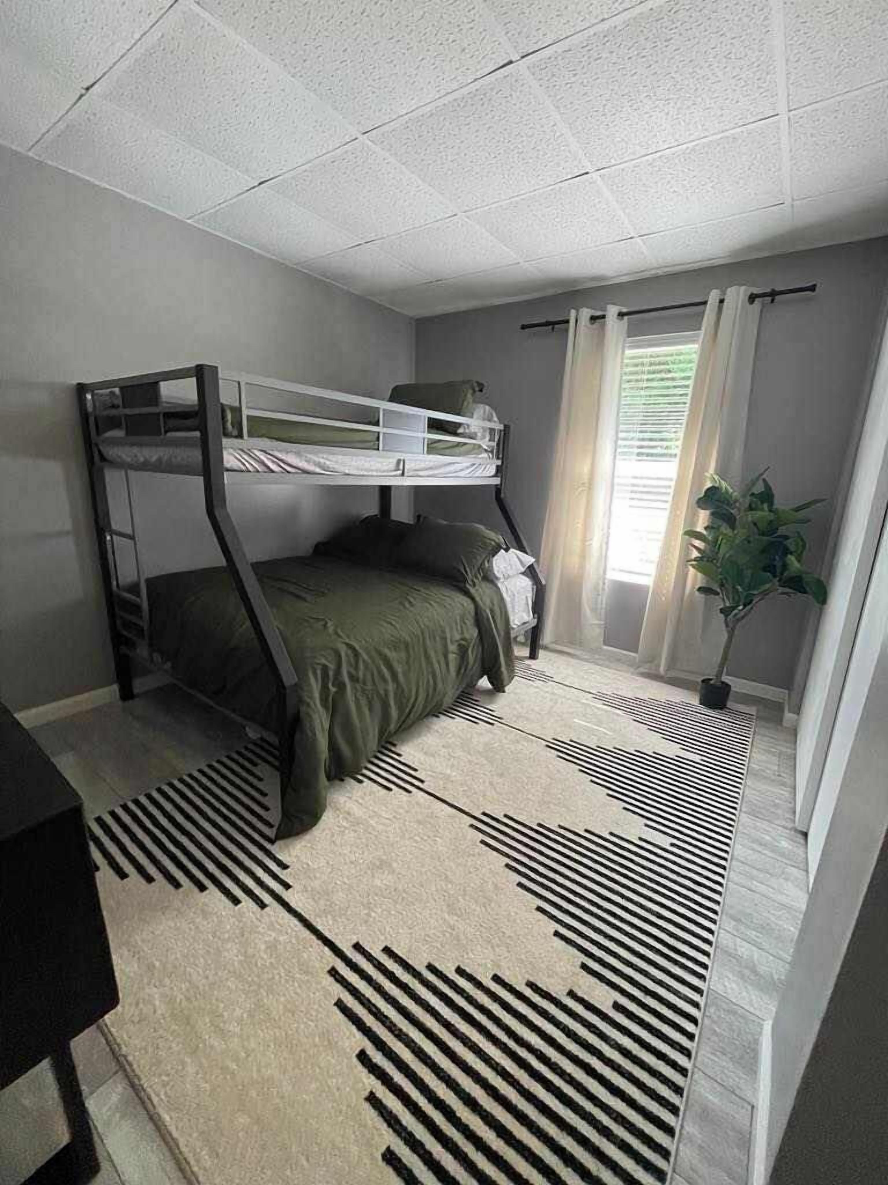 2 chambres, fer et planche à repasser, Wi-Fi gratuit, draps fournis