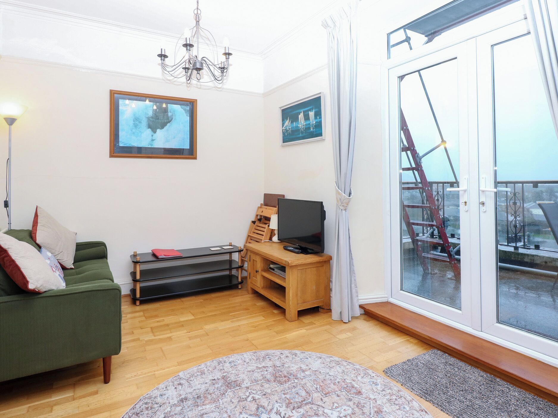 Cottage | Living area