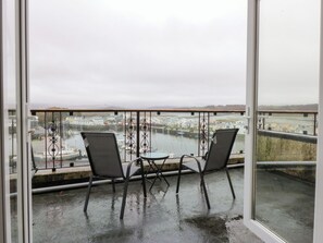 Cottage | Interior - Captains Quarters (Porthmadog)