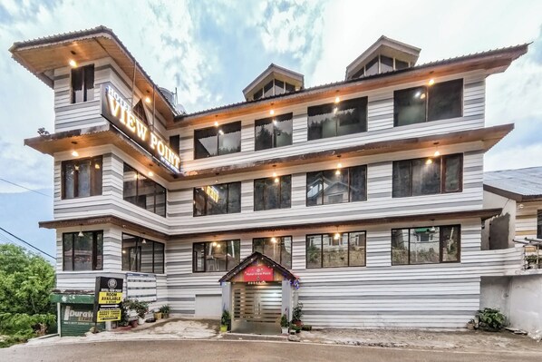Front of property - Hotel View Point by THC Hotels - Manali (Manali)
