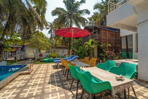 Tempat makan outdoor