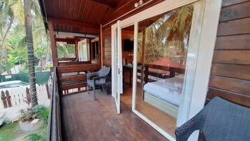 Superior Cozy Chalet with Balcony Pool view | Free WiFi, bed sheets