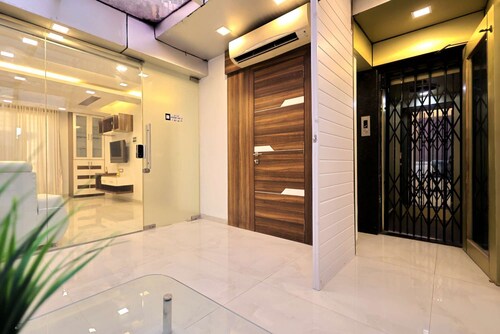 Entire 4 Bedroom Villa