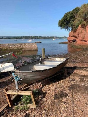 Cottage | Beach - The Pepper Pot Sleeps 4 Sunlit Garden (Exmouth)