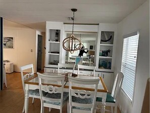 Dining - Tranquil 2-bedroom house in Key Largo (Key Largo)
