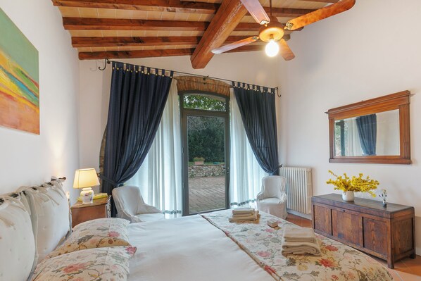 Rumah Keluarga, beberapa kamar, tepi gunung (Relaxing Tuscan Country near Florence) | 1 kamar tidur, Wi-Fi gratis, dan seprai linen
