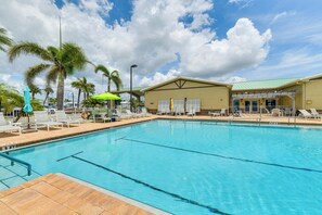 House (2 Bedrooms) | Interior - 2 Mi to Venice Beach: Home w/ Pool Access (Venice)