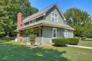 House (3 Bedrooms) | Interior - 4 Mi to Dtwn: Goodlettsville Getaway w/ Yard (Goodlettsville)