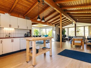 Interior - 4 Star Holiday Home in Hals (Hals)