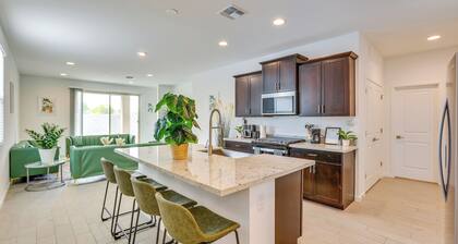 10 Mi to Spring Training: Phoenix Area Home