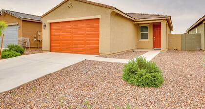 Near Downtown & Hiking: Home in Phoenix Suburbs!