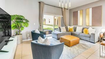 Apartment (4 Bedrooms) | Interior