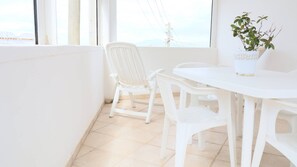 Leilighet, 2 soverom, røyk, balkong | Utendørsservering