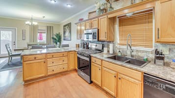 Nhà (3 Bedrooms) | Nội thất