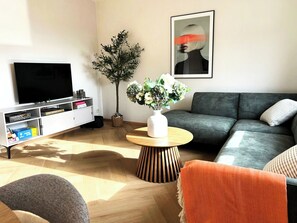 Smart-tv, tv-spel och böcker