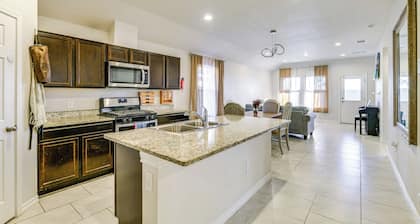 3 Mi to Marina: Pet-friendly Gem in Corpus Christi
