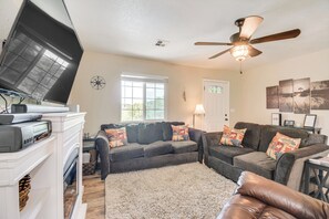 House (2 Bedrooms) | Interior