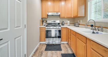Coulterville Home w/ Gazebo Near Lakes & Hiking!