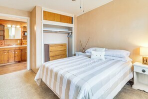 House (2 Bedrooms) | Interior - Half-mi to Jemez Hot Springs: Cozy Cabin Getaway! (Jemez Springs)