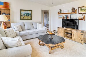 Casa (2 Bedrooms) | Interior