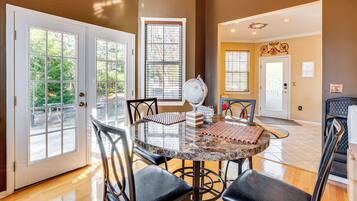 Rumah (4 Bedrooms) | Interior