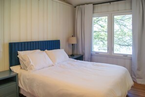 House (4 Bedrooms) | Interior - Waterfront Eagle Lake Home w/ Yard & Deck (Maple Grove)