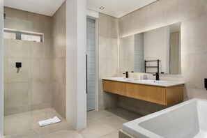 House | 2 bedrooms, desk, Internet - Modern 2bed Apt in Green Point Cape Town Nobelium (Cape Town)