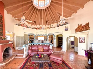 House | 4 bedrooms - Your Beachfront Escape Close to Everything (Puerto Peñasco)