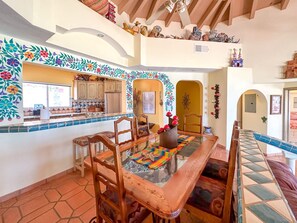 House | 4 bedrooms - Your Beachfront Escape Close to Everything (Puerto Peñasco)