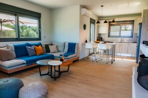 Villa | 3 bedrooms, Internet - Oceanfront Villa Elaia Private Pool Panoramic Views (Pylos-Nestoras)