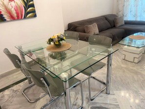 Loft, 2 Bedrooms, Accessible, Terrace | Dining - Apartmento en Dama de Noche 1 (Marbella)