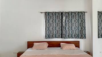 1 多间卧室、免费 WiFi、床单