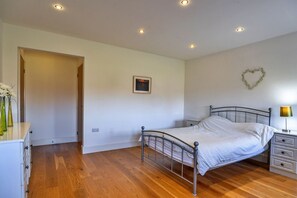 2 chambres, draps fournis
