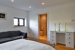 2 makuuhuonetta, vuodevaatteet