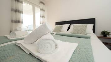 2 bedrooms, iron/ironing board, free WiFi, bed sheets
