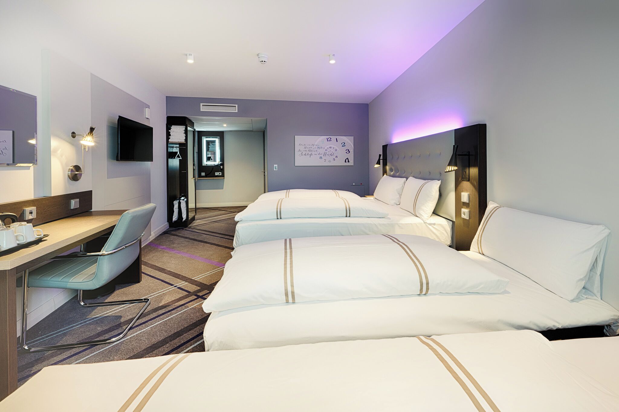 Photo - Premier Inn Düsseldorf City Friedrichstadt