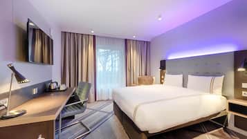 Quarto casal standard | Quartos à prova de som, Wi-Fi de cortesia