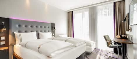 Habitación triple estándar | Insonorización, wifi gratis y ropa de cama