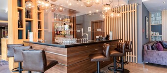 司徒加特機場普瑞米爾飯店