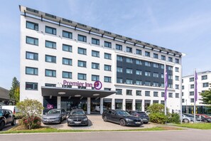 Exterior - Premier Inn Stuttgart Airport (Leinfelden-Echterdingen)