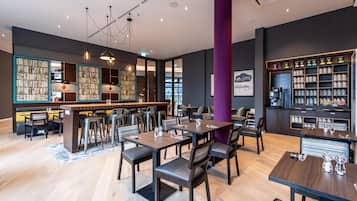 Frokostbuffé hver dag (EUR 17.9 per person)